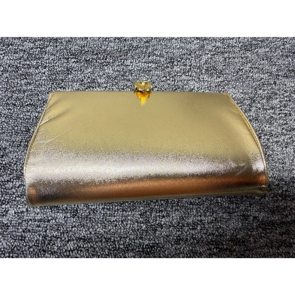 Unbranded vintage gold
